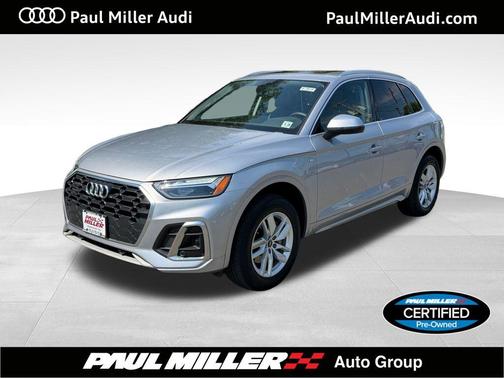 Florett Silver Metallic 2023 Audi Q5 45 S line quattro Premium