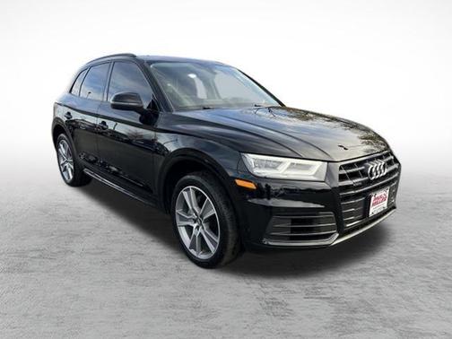 2020 Audi Q5 40 Premium Plus