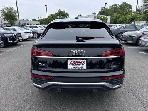2024 Audi Q5 45 S line quattro Premium