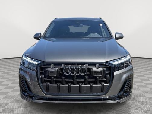 Samurai Gray Metallic 2026 Audi Q7 PLUS