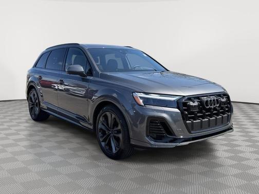 Samurai Gray Metallic 2026 Audi Q7 PLUS