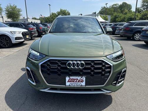 2025 Audi Q5 45 S line quattro Premium