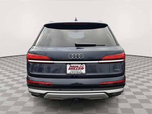 2025 Audi Q7 55 Premium