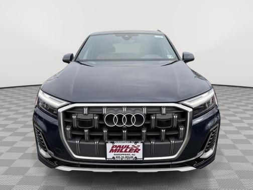 2025 Audi Q7 55 Premium