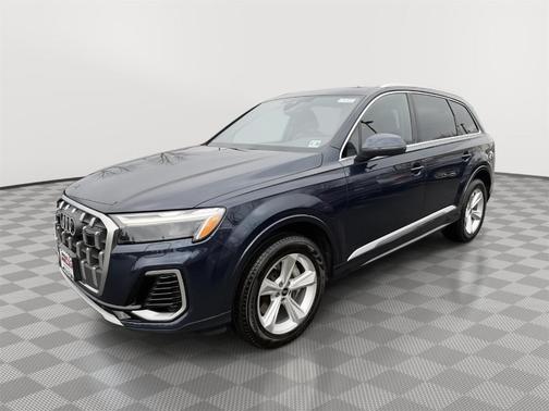 2025 Audi Q7 55 Premium