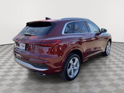 2025 Audi Q5 2.0T quattro Premium