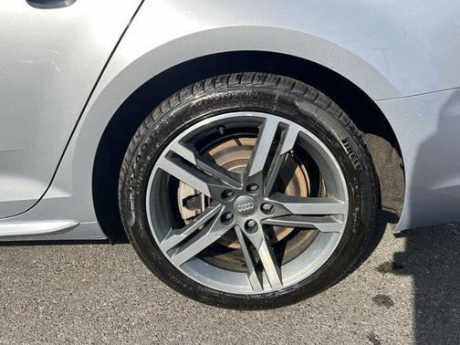 2018 Audi A4 2.0T Premium Plus