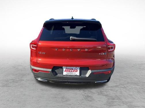 2019 Volvo XC40 T5 R-Design