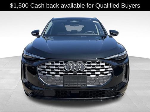 Mythos Black Metallic 2026 Audi Q5 PLUS