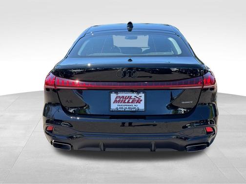 Mythos Black Metallic 2026 Audi A5