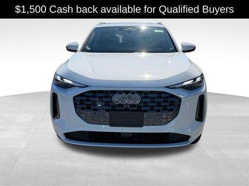 Glacier White Metallic 2026 Audi Q5