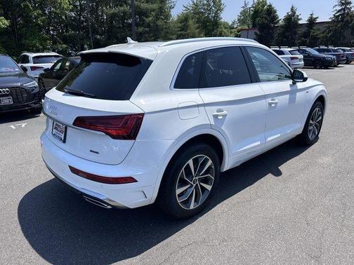 2022 Audi Q5 45 S line quattro Premium