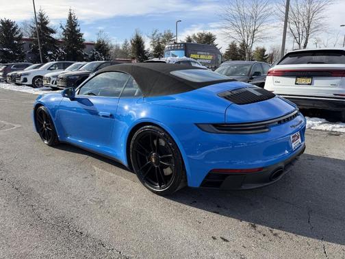 2023 Porsche 911 Carrera GTS