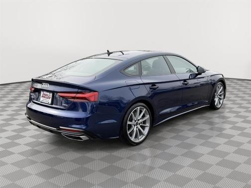 2025 Audi A5 Sportback S line Premium