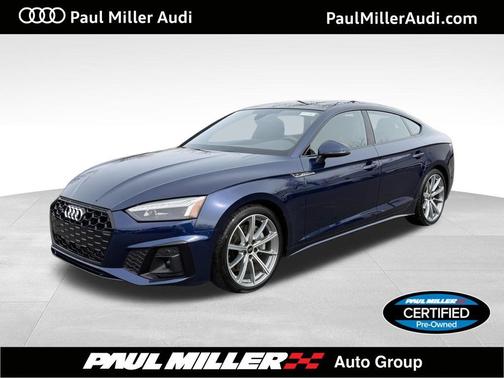 Navarra Blue Metallic 2025 Audi A5 Sportback 45 S line quattro Premium