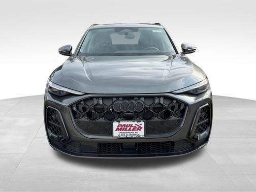 Daytona Gray Pearl 2026 Audi Q5 PLUS