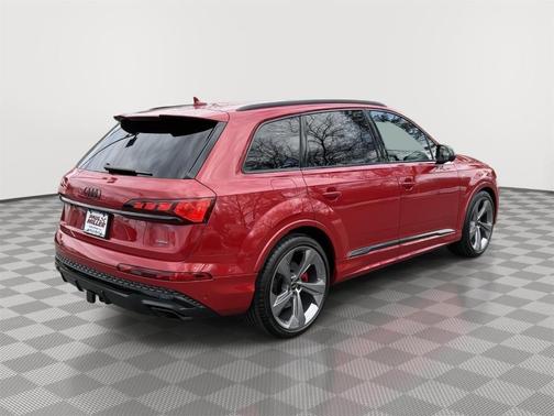 2026 Audi Q7 55 Premium