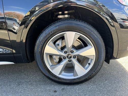 2023 Audi Q5 40 Premium