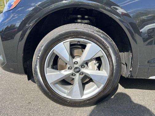 2023 Audi Q5 40 Premium