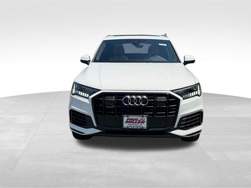 Carrara White 2023 Audi Q7 55 Premium Plus