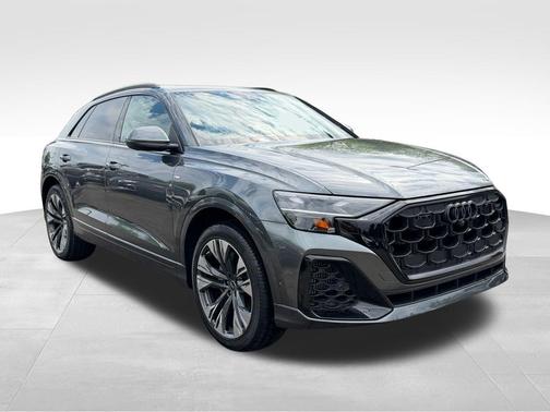 Daytona Gray Pearl 2026 Audi Q8 55 Premium