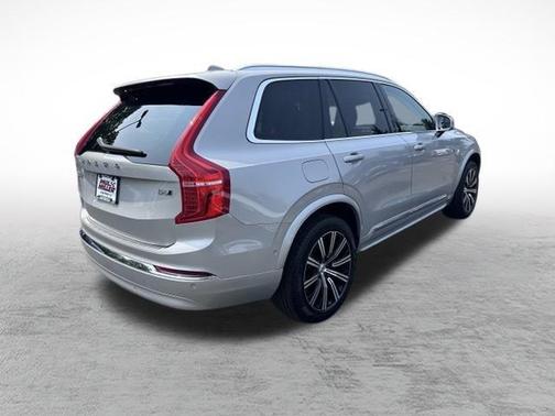 2023 Volvo XC90 B6 Plus 6-Seater