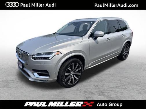 2023 Volvo XC90 B6 Plus 6-Seater