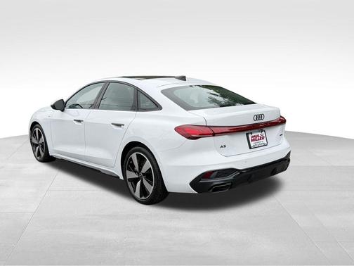 Glacier White Metallic 2026 Audi A5