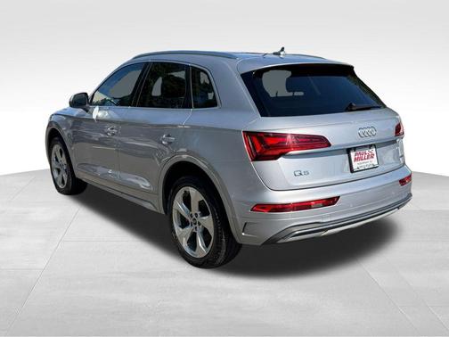 Florett Silver Metallic 2021 Audi Q5 40 Premium Plus