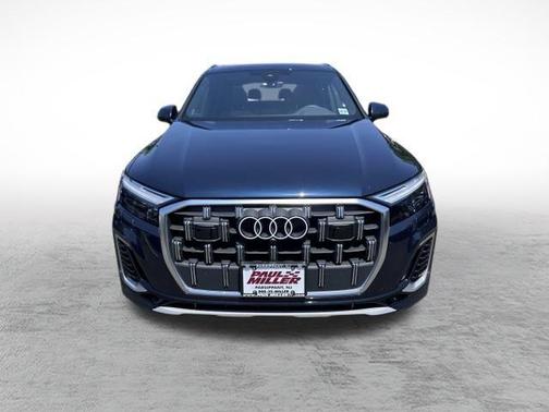 2025 Audi Q7 45 Premium Plus