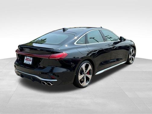 Mythos Black Metallic 2026 Audi S5 PLUS