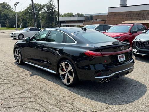 Mythos Black Metallic 2026 Audi S5 PLUS