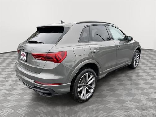 2023 Audi Q3 45 S line Premium Plus