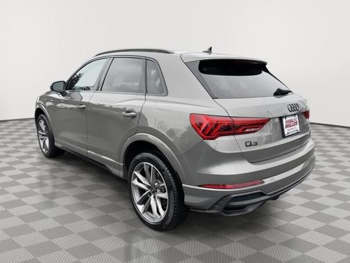 2023 Audi Q3 45 S line Premium Plus