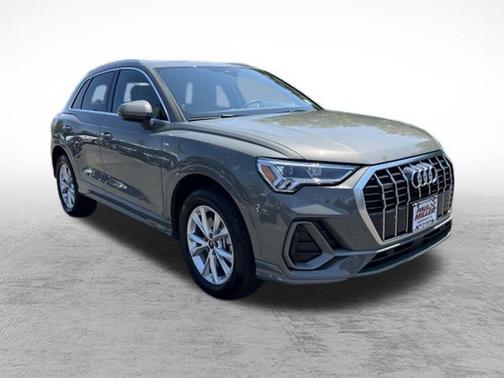 2025 Audi Q3 45 S line Premium