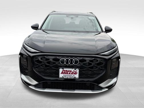 Mythos Black Metallic 2026 Audi Q3 S line