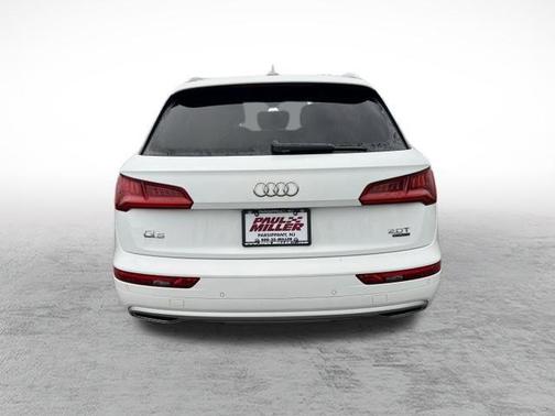 2018 Audi Q5 2.0T Premium Plus