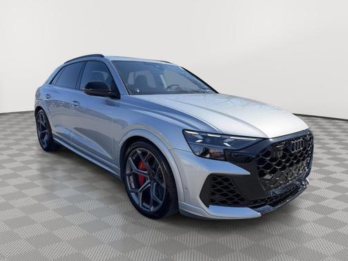 2026 Audi RS Q8 performance