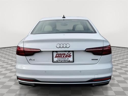 Glacier White Metallic 2023 Audi A4 40 Premium