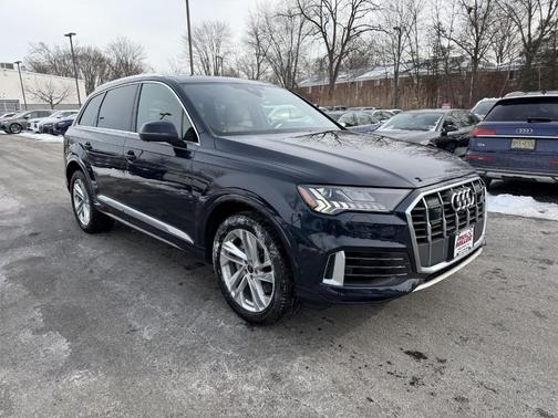 2023 Audi Q7 55 Premium Plus