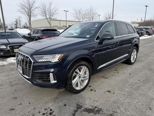 2023 Audi Q7 55 Premium Plus