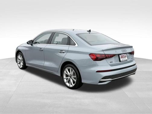 Arrow Gray Pearl Effect 2025 Audi A3 2.0T Premium