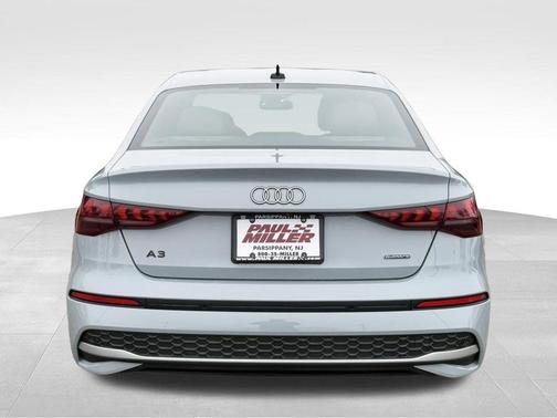 Arrow Gray Pearl Effect 2025 Audi A3 2.0T Premium