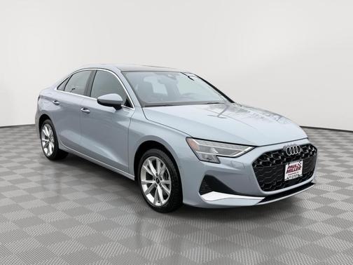 Arrow Gray Pearl Effect 2025 Audi A3 Premium Plus