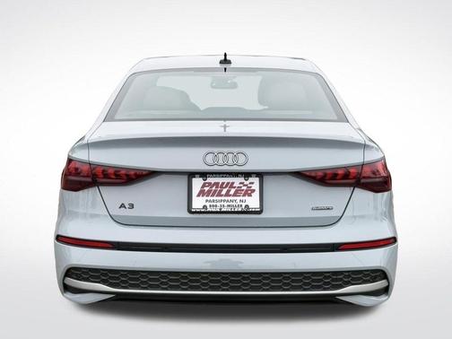 Arrow Gray Pearl Effect 2025 Audi A3 2.0T Premium