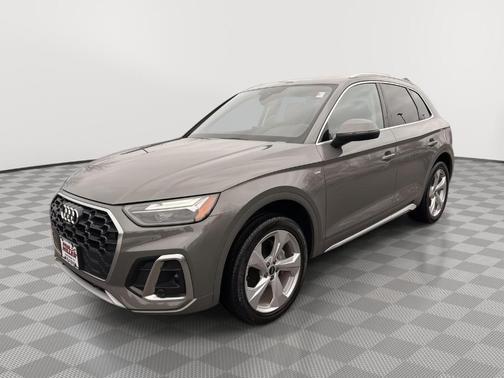 2023 Audi Q5 45 S line Premium Plus