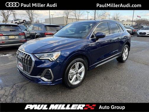 2023 Audi Q3 45 S line Premium