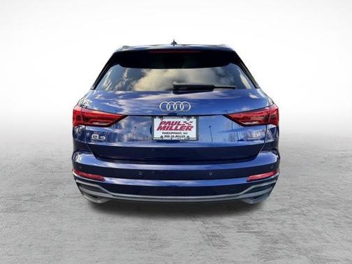 2023 Audi Q3 45 S line Premium