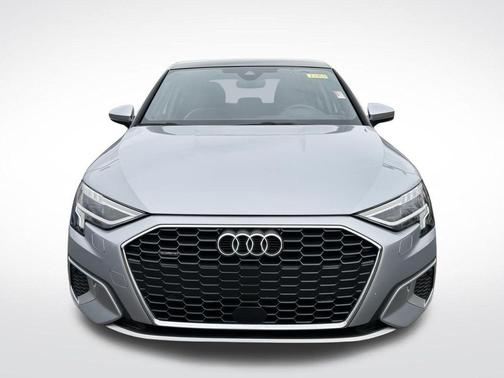 Florett Silver Metallic 2023 Audi A3 40 Premium