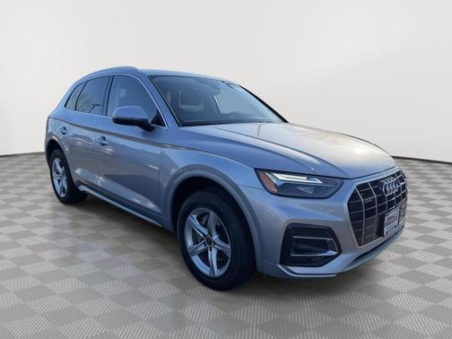 2023 Audi Q5 40 Premium